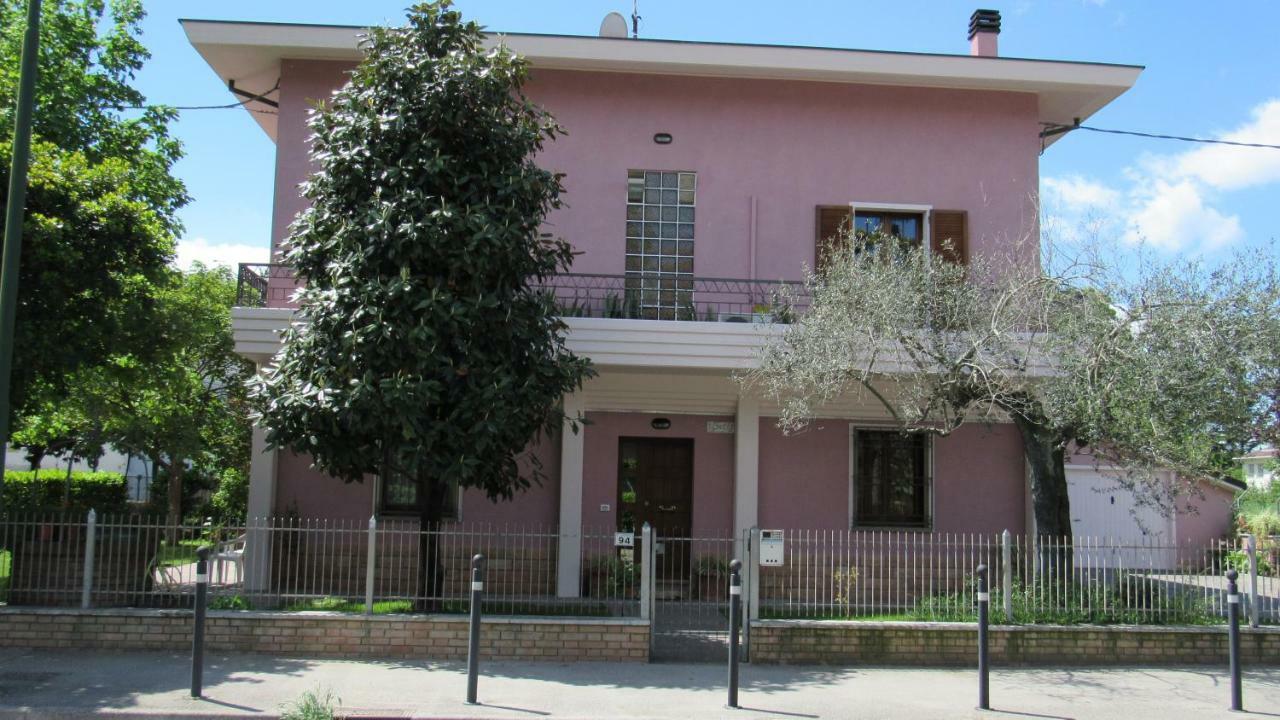 Casa Vacanze Sweet Home San Giovanni In Marignano Eksteriør bilde